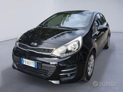 Nero Usata 2016 Kia Rio Active Tre volumi | 8900 € (Molto cara)
