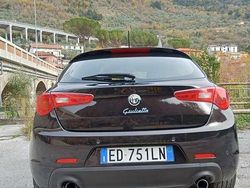 Nero Usata 2010 Alfa Romeo Giulietta Distinctive Tre volumi | 5800 € (Buon prezzo)