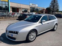 Argento Usata 2008 Alfa Romeo 159 Distinctive Station wagon | 2490 € (Super prezzo)