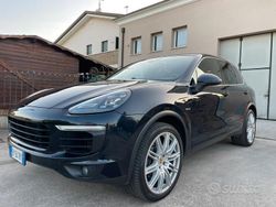 Blu Usata 2016 Porsche Cayenne SUV | 24.900 € (Ottimo prezzo)