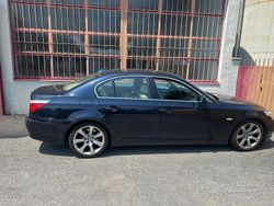 Blu Usata 2008 BMW 530 Tre volumi | 9500 € (Cara)