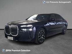 Blu / metallizzato Usata 2025 BMW 740 M Sport Tre volumi | 99.900 € (Buon prezzo)