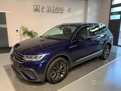 Blu Usata 2022 VW Tiguan Allspace Elegance SUV | 28.600 € (Buon prezzo)