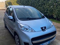 Usata 2009 Peugeot 107 Due volumi | 3000 € (Buon prezzo)