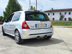 Usata 2004 Renault Clio II R.S. Coupé | 13.500 €