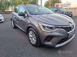 Grigio Usata 2021 Renault Captur Business SUV | 16.900 € (Buon prezzo)