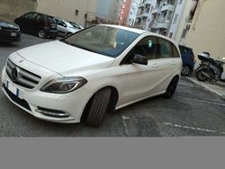 Bianco Usata 2012 Mercedes B180 Premium Monovolume | 12.300 € (Buon prezzo)