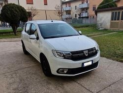 Bianco Usata 2020 Dacia Sandero Comfort Tre volumi | 8700 € (Buon prezzo)