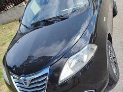 Nero Usata 2015 Lancia Ypsilon Due volumi | 7700 € (Buon prezzo)