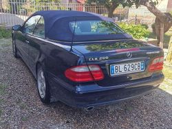 Blu/azzurro Usata 2000 Mercedes CLK200 Elegance Cabrio | 4500 € (Ottimo prezzo)