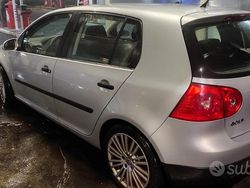 Grigio Usata 2008 VW Golf V Tre volumi | 4200 € (Cara)