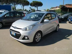 Argento Usata 2014 Hyundai i10 Style Due volumi | 6500 € (Buon prezzo)