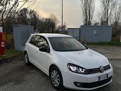 Bianco Usata 2012 VW Golf VI Tre volumi | 5999 € (Buon prezzo)