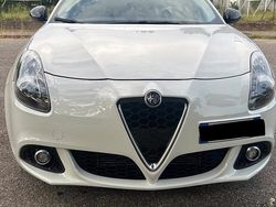 Bianco Usata 2014 Alfa Romeo Giulietta Due volumi | 8500 € (Cara)
