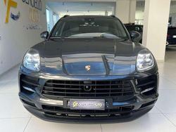 Antracite pastello Usata 2021 Porsche Macan SUV | 64.900 € (Cara)
