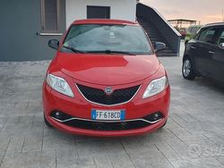 Rosso Usata 2016 Lancia Ypsilon Due volumi | 8999 € (Buon prezzo)