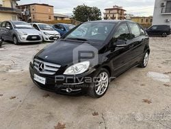 Nero Usata 2008 Mercedes B180 Monovolume | 3499 € (Buon prezzo)