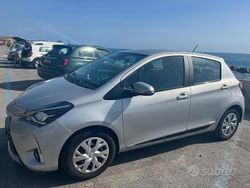 Argento Usata 2018 Toyota Yaris Active Due volumi | 10.500 € (Buon prezzo)