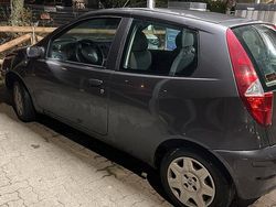 Grigio Usata 2004 Fiat Punto Due volumi | 800 €