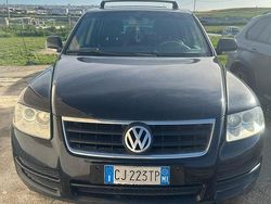 Nero Usata 2003 VW Touareg SUV | 4500 € (Cara)