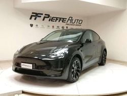 Nero Usata 2023 Tesla Model Y SUV | 33.900 € (Buon prezzo)