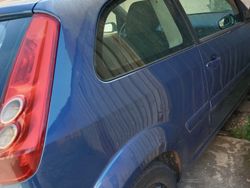 Blu Usata 2008 Ford Fiesta Titanium Due volumi | 1000 € (Super prezzo)