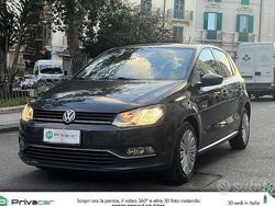 Grigio Usata 2017 VW Polo Comfortline Tre volumi | 8200 € (Buon prezzo)