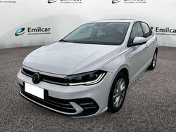Bianco Usata 2023 VW Polo Style Tre volumi | 20.500 € (Buon prezzo)