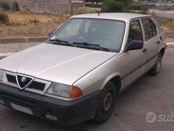 Usata 1991 Alfa Romeo 33 Tre volumi | 2200 €