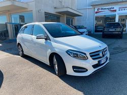 Bianco Usata 2017 Mercedes B180 Monovolume | 11.500 € (Buon prezzo)
