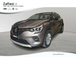 Grigio Usata 2021 Renault Captur Intens SUV | 16.900 € (Cara)
