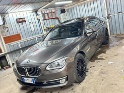 Marrone Usata 2014 BMW 750L Comfort Edition Tre volumi | 24.500 €