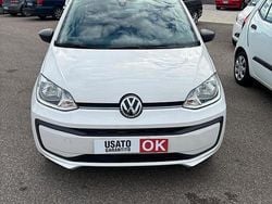 Bianco Usata 2018 VW up! Due volumi | 6800 € (Buon prezzo)