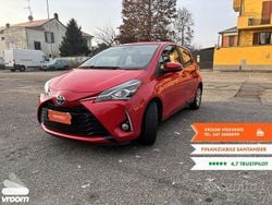 Rosso Usata 2019 Toyota Yaris Hybrid Tre volumi | 11.490 € (Ottimo prezzo)