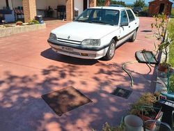 Bianco Usata 1991 Renault R25 Due volumi | 4800 €