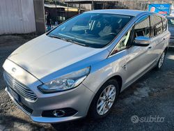 Grigio Usata 2016 Ford S-MAX S Monovolume | 14.900 € (Cara)