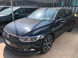 Viola Usata 2017 VW Passat Executive Station wagon | 12.900 € (Buon prezzo)