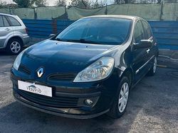 Nero Usata 2007 Renault Clio II Tre volumi | 1390 € (Super prezzo)