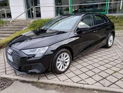 Nero Usata 2022 Audi A3 Business Tre volumi | 23.000 € (Buon prezzo)