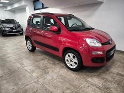 Rosso Usata 2014 Fiat Panda Lounge Tre volumi | 5400 € (Buon prezzo)