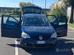 Blu/azzurro Usata 2006 VW Polo Comfortline Tre volumi | 2500 € (Ottimo prezzo)