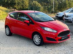 Rosso Usata 2017 Ford Fiesta Titanium Tre volumi | 5999 € (Ottimo prezzo)