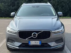Grigio Usata 2021 Volvo XC60 Momentum SUV | 27.900 € (Molto cara)