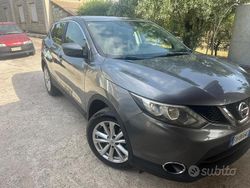 Grigio Usata 2017 Nissan Qashqai SUV | 11.500 € (Buon prezzo)