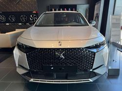 Grigio Nuova 2025 DS Automobiles DS7 Crossback SUV | 41.550 € (Molto cara)