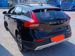 Nero Usata 2017 Volvo V40 CC Business Edition Station wagon | 10.700 € (Ottimo prezzo)