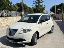 Bianco Usata 2013 Lancia Ypsilon S Due volumi | 7500 € (Buon prezzo)