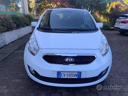 Bianco Usata 2014 Kia Venga Due volumi | 6500 € (Buon prezzo)
