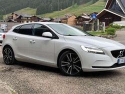 Usata 2017 Volvo V40 Kinetic Station wagon | 12.200 € (Buon prezzo)