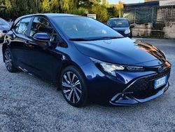 Blu Usata 2023 Toyota Corolla Style Tre volumi | 22.900 € (Molto cara)